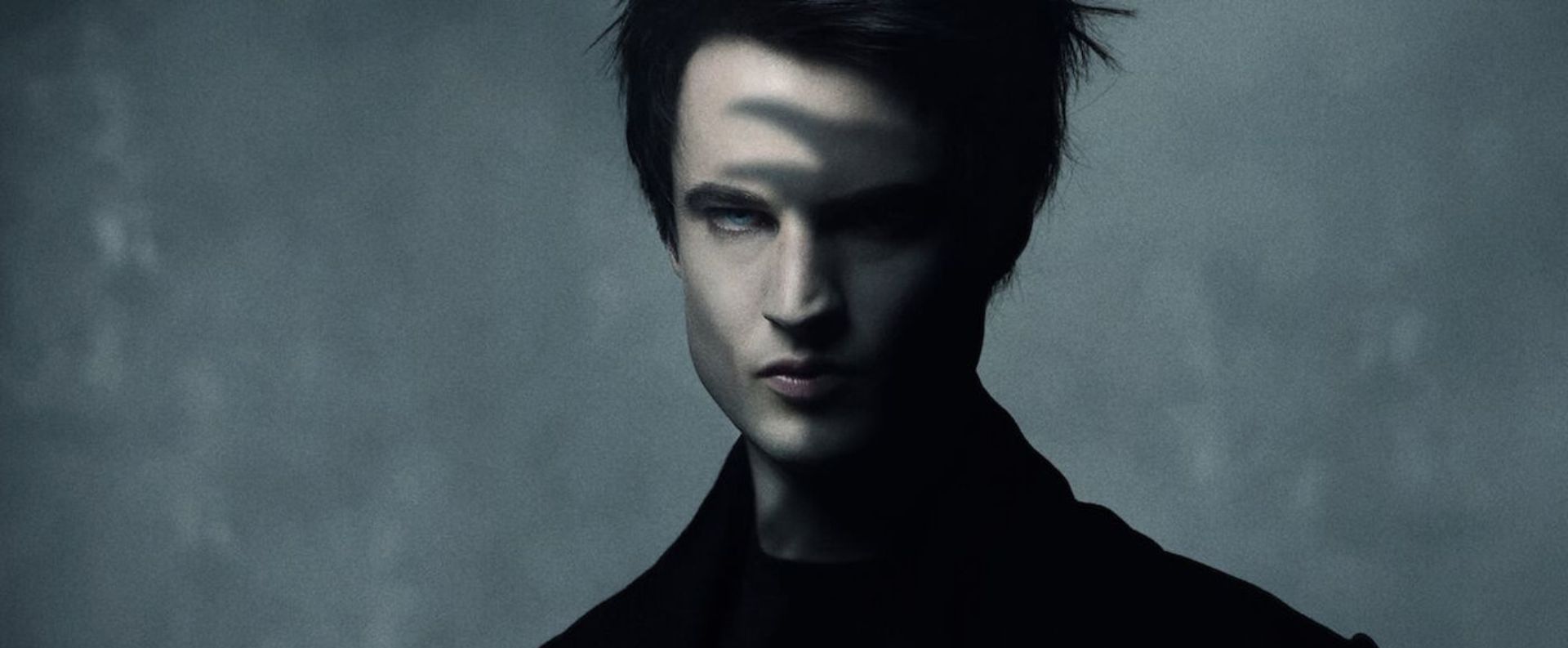EZ Movie ดูหนังฟรี ไม่มีโฆษณา ภาพโลโก้ The Sandman (2022) เดอะ แซนด์แมน
